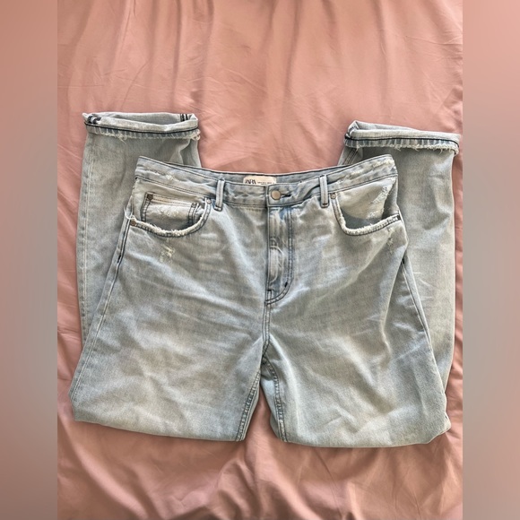 ZARA DISTRESSED BOYFRIEND JEANS - Picture 4 of 7